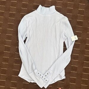FREE PEOPLE-Light Blue Ribbed Mock Neck Long Sleeve Top